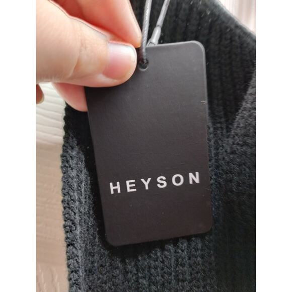 HEYSON NWT Women's Size Medium Black Sweater-Texture Knit Halter Crop Tie Top - Picture 7 of 7